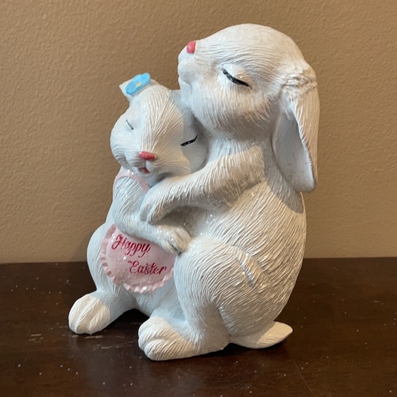 Mother Bunny Rabbit And Baby Bunny Rabbit Easter table...